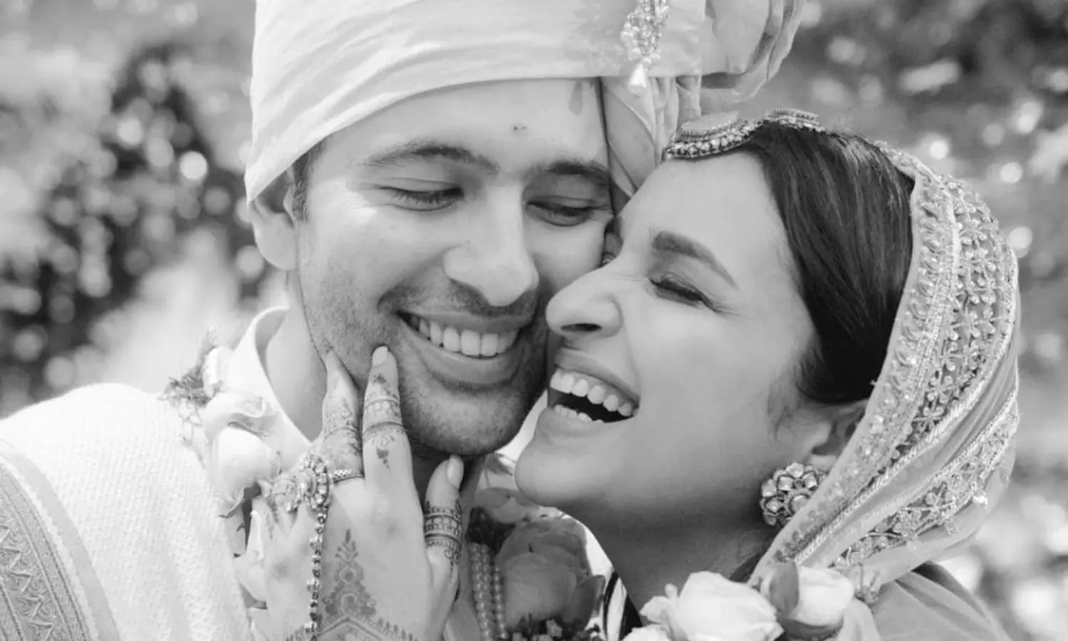 Parineeti Chopra Wedding: वायरल हुई परिणीति-राघव की वेडिंग फोटोज