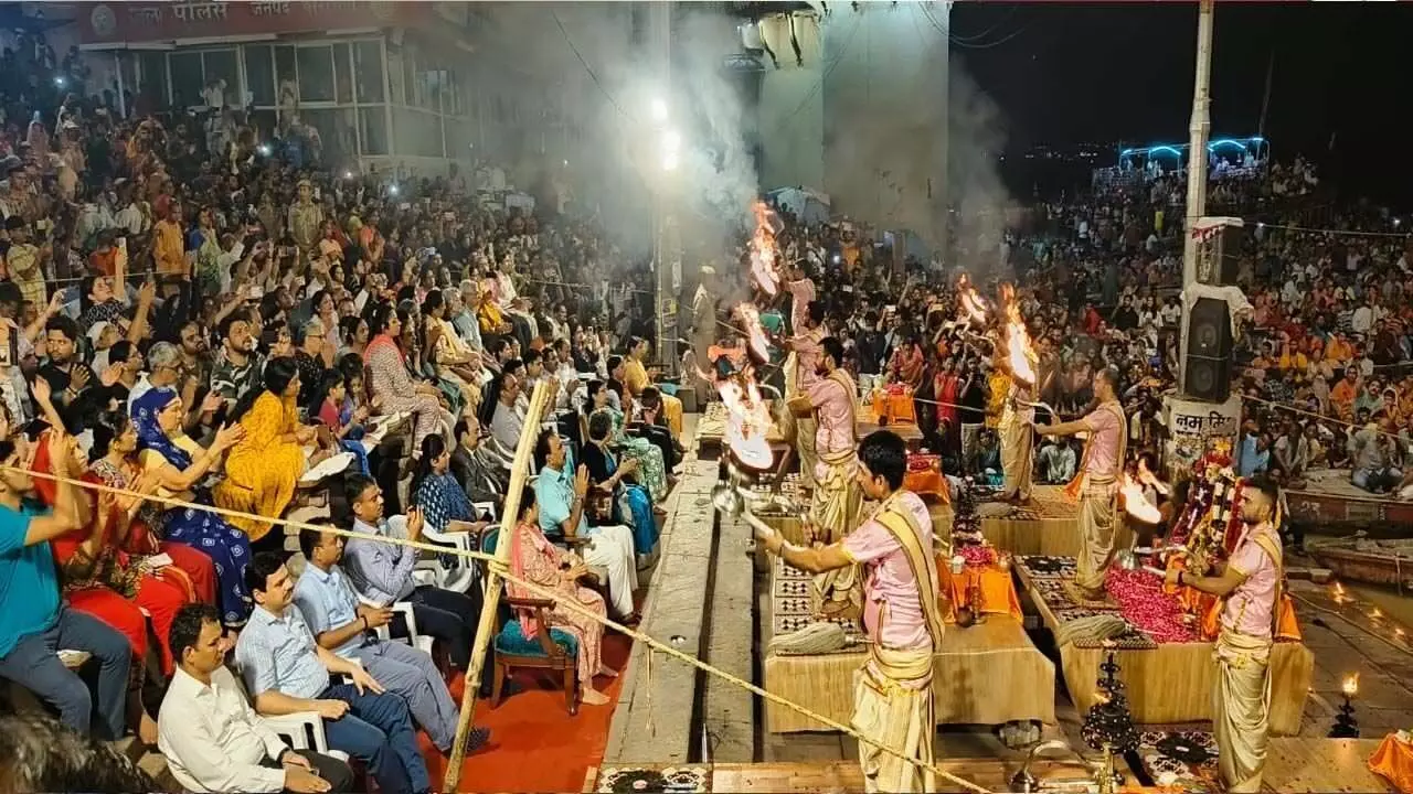 PM Modis Principal Secretary and Supreme Court Judge participated in Ganga Aarti, mesmerized after watching the Aarti