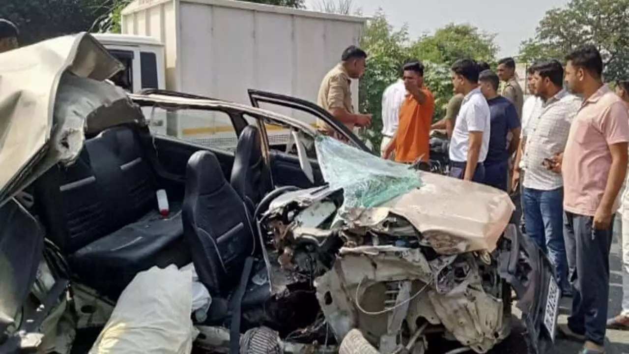 Tractor-trolley car collision in Mawana, Meerut, two killed, one injured