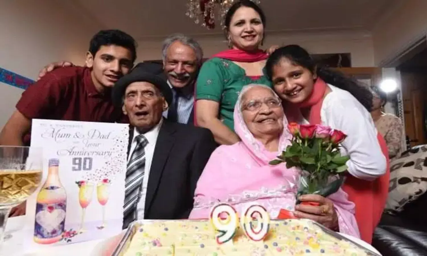 Oldest Married Couple: इतनी लम्बी शादी की वर्ल्ड रिकॉर्ड बन गया