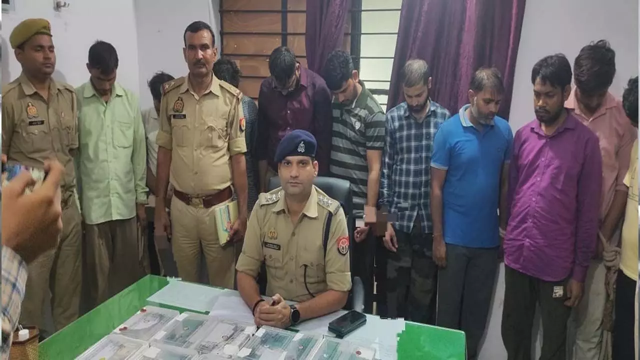 10 accused involved in fake documents case arrested, Rs 17 lakh 80 thousand cash recovered from their possession