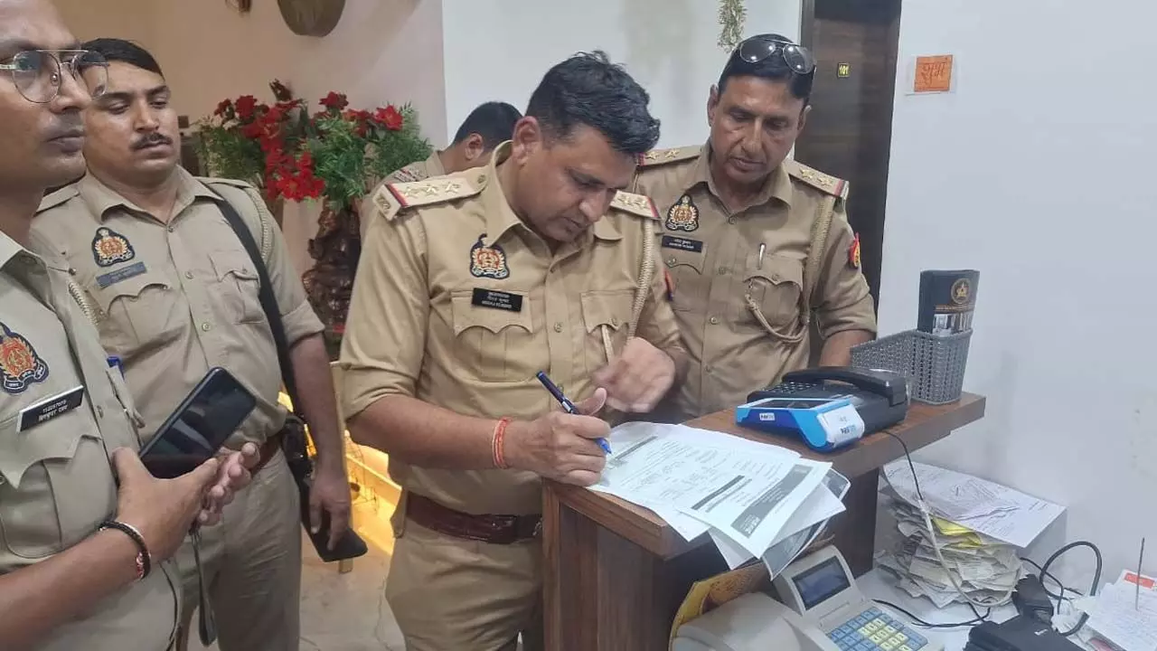 Registration under Sarai Act is necessary to run a hotel, strict instructions from police