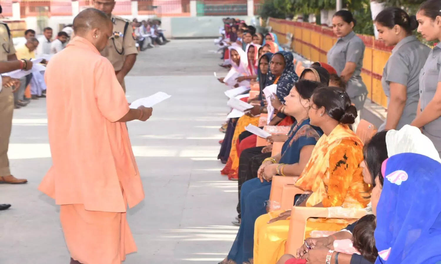 CM Yogi in Janata Darshan