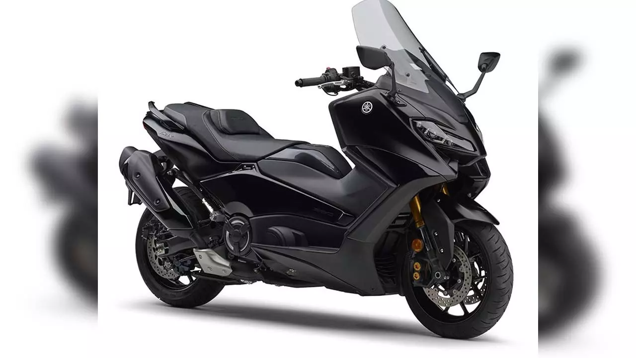 Yamaha TMax Maxi Scooter is preparing to launch in India, its features leaked during testing