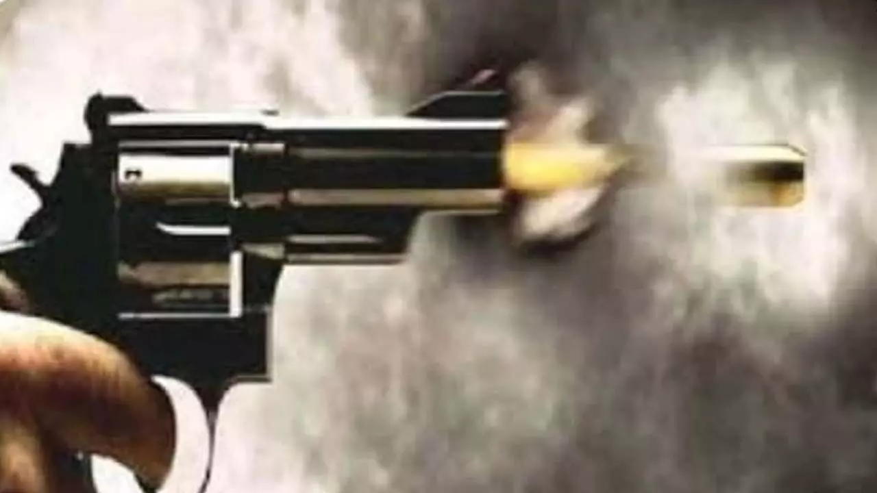 Two persons injured in firing in Jaunpur, police investigating