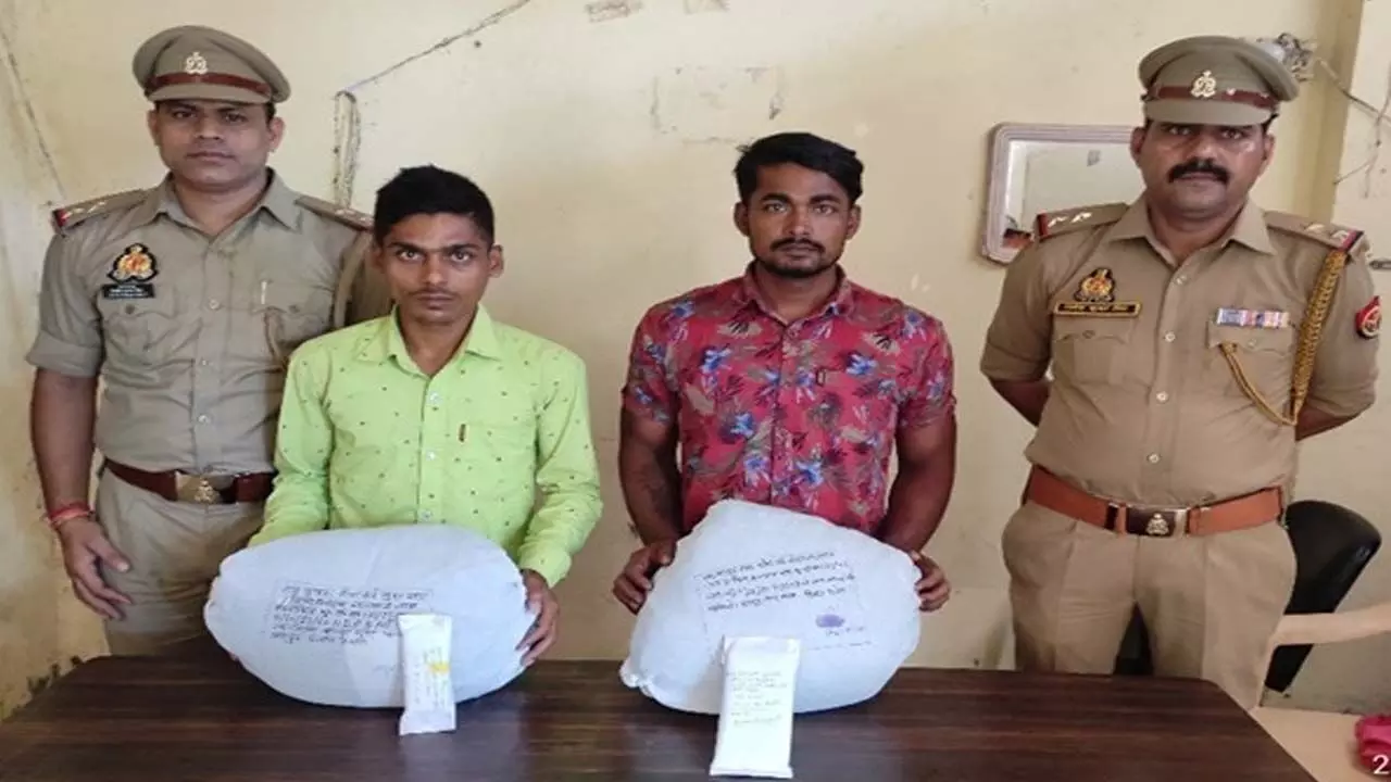 Two accused from East Champaran Bihar in hashish smuggling, 15 kg 150 grams of illegal hashish recovered