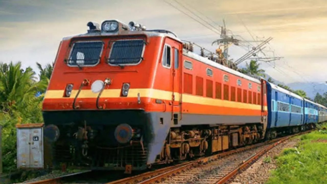 Big relief to passengers on festival, two special trains will go through Hardoi
