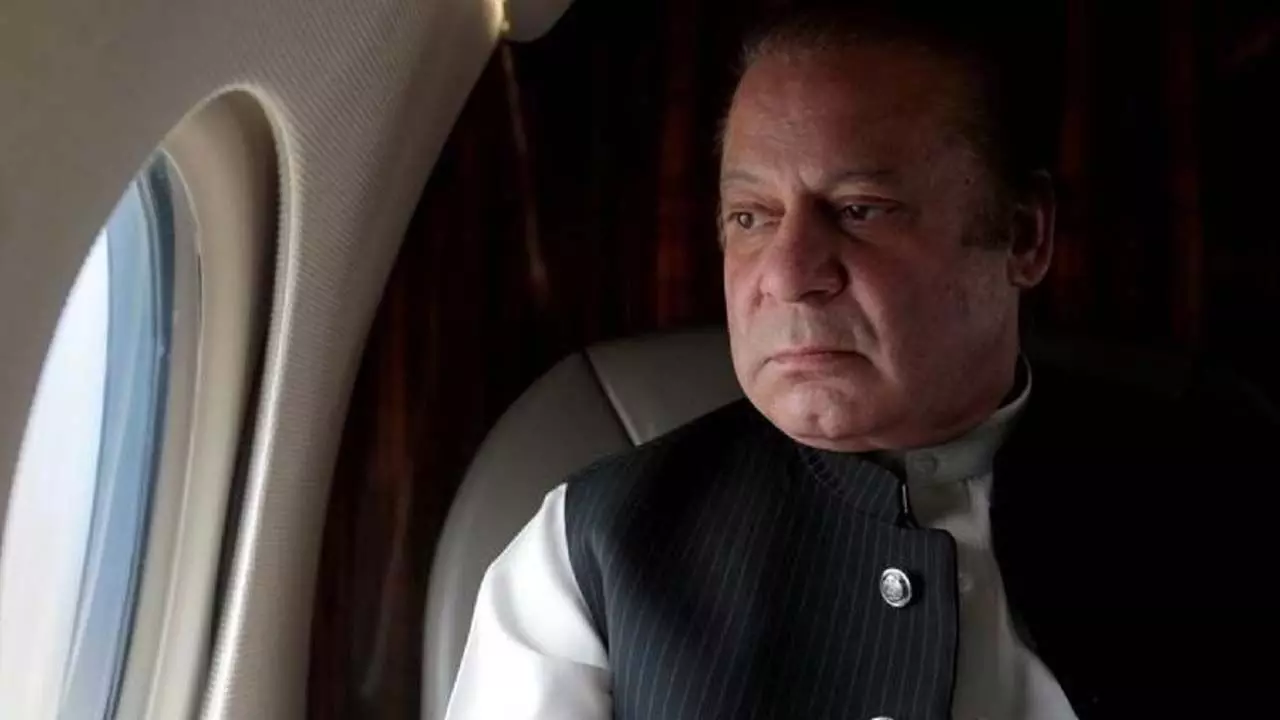 Former Prime Minister Nawaz Sharif returned home from Dubai today, Politics of Pakistan