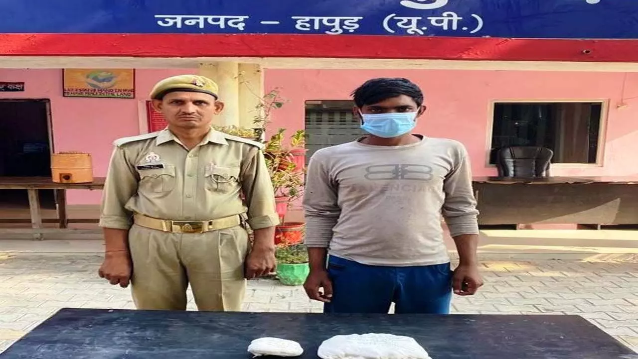 Police caught drug dealing accused with hashish worth Rs 70 thousand