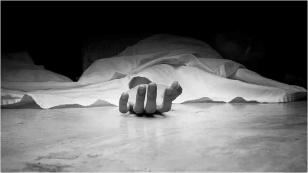 Seven people of same family committed suicide in Surat