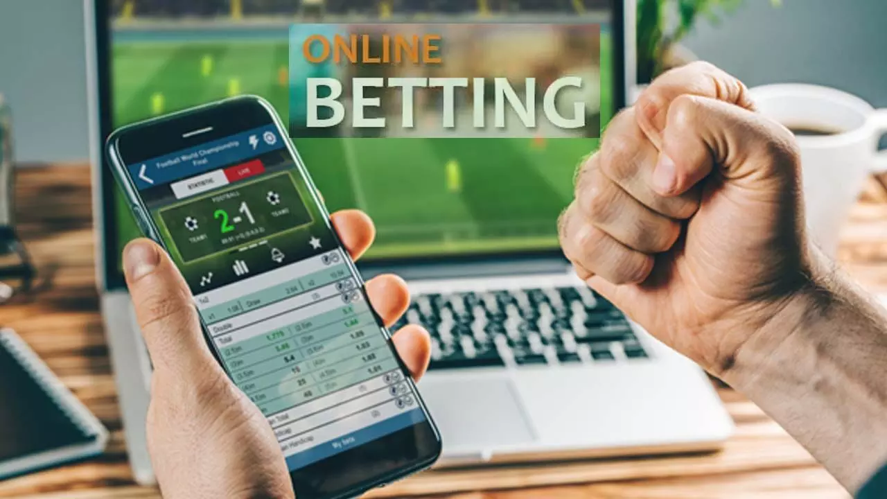 ऑनलाइन बेटिंग, इसके खिलाफ कोई कानून भी नहीं | Online Betting Latest News in  Hindi Newstrack | Online Betting: ऑनलाइन बेटिंग, इसके खिलाफ कोई कानून भी  नहीं; जानिए किस ...