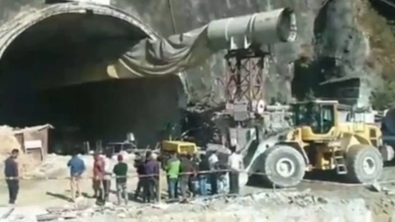 Landslide in tunnel under construction in Uttarkashi, Uttarakhand, many workers trapped