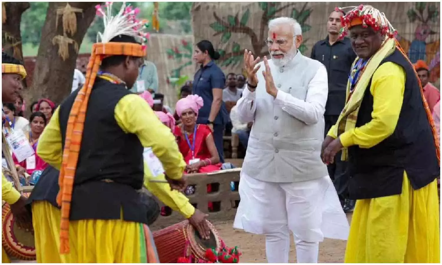 PM in Jharkhand: बिरसा मुंडा के जरिए आदिवासी वोटों को साधेंगे पीएम मोदी, मध्य प्रदेश राजस्थान और छत्तीसगढ़ की आदिवासी सीटों पर BJP की निगाहें