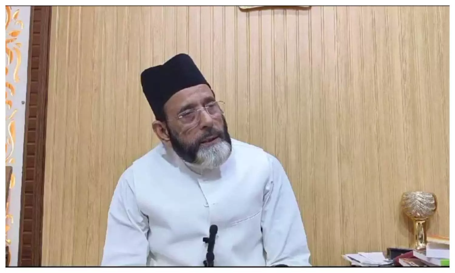 IMC chief Maulana Tauqeer Raza Khan