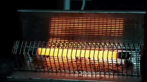 Best Room Heaters: सर्दियों में मिलेगा गर्मी का आनंद, खरीदे ये बेस्ट पोर्टेबल रूम हीटर
