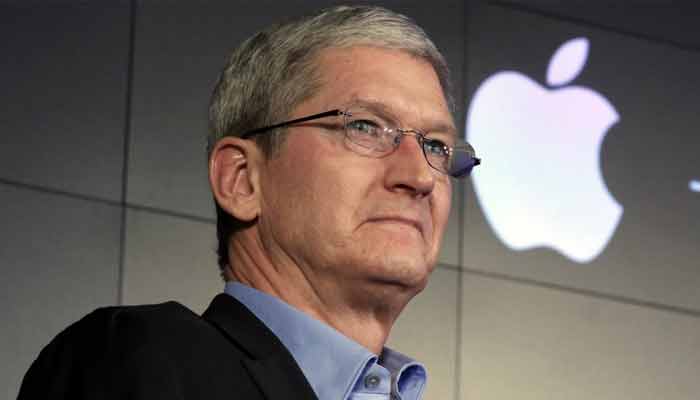 असर : iPhone की बिक्री में आई कमी तो एप्पल ने काट ली कुक की 15% सैलेरी