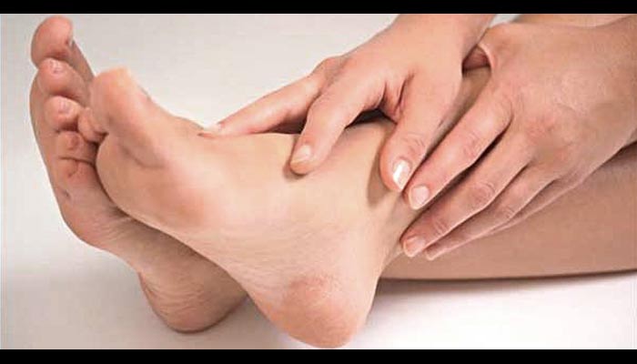 cracked heels filling tips