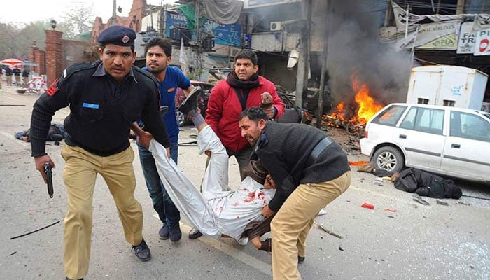 पाकिस्तान: लाहौर में फिर बम ब्लास्ट, अब तक 8 लोगों की मौत, 15 अन्य घायल