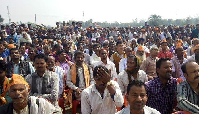 योगी ने सपा पर लगाया भेदभाव का आरोप, कहा- सरकार को एक ही समुदाय की चिंता