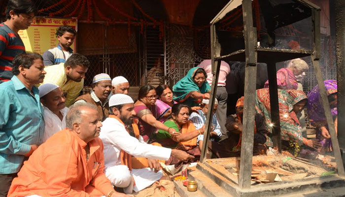 BJP अल्‍पसंख्‍यक मोर्चा और महिला कार्यकर्ताओं ने साथ मिलकर किया यज्ञ, योगी के लिए मांगी मन्नत