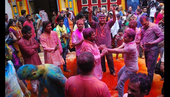 dwarka hurriyariya holi