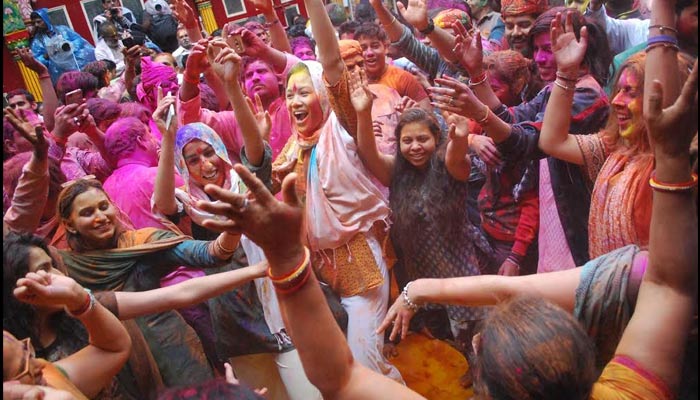 dwarka hurriyariya holi