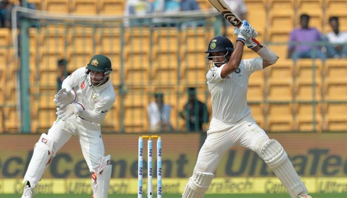 बंगलुरु टेस्ट: शुरुआती झटकों के बाद संभली भारत की दूसरी पारी, स्कोर 4 विकेट पर 213 रन