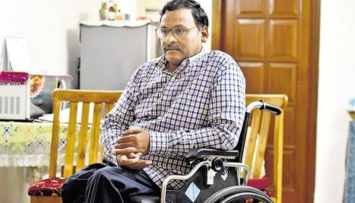 महाराष्ट्र: नक्सलियों की मदद के आरोप में DU के प्रोफेसर साईंबाबा को उम्रकैद