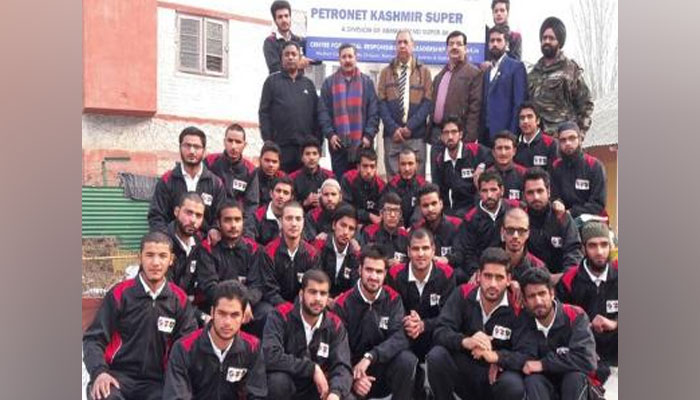 JEE MAIN 2017: सेना की कश्मीर सुपर 40 पहल ने 28 छात्रों को दिलाई सफलता