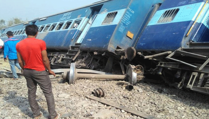 राज्यरानी एक्सप्रेस हादसा: GRP ने अज्ञात रेलवे अधिकारियों-कर्मचारियों के खिलाफ दर्ज कराया केस