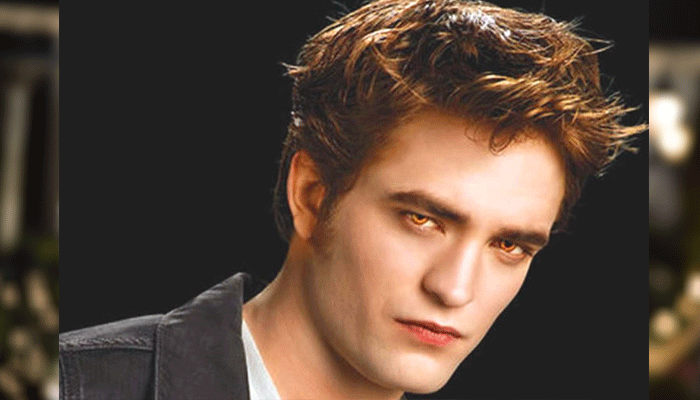 खुलासा: Twilight से बाहर किए जाने वाले थे Robert Pattinson, जानिए क्या थी वजह ?