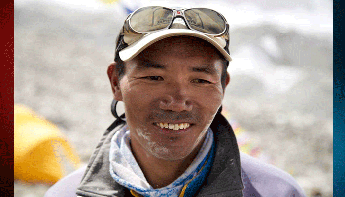 रचा इतिहास: नेपाली शेरपा कामी रीता ने 21 बार माउंट एवरेस्ट फतह कर बनाया कीर्तिमान