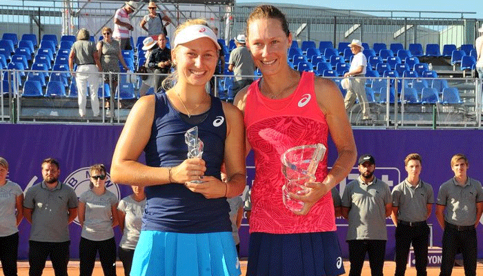 Samantha Stosur ने जीता Strasbourg टेनिस टूर्नामेंट का खिताब, Gavrilova को दी मात