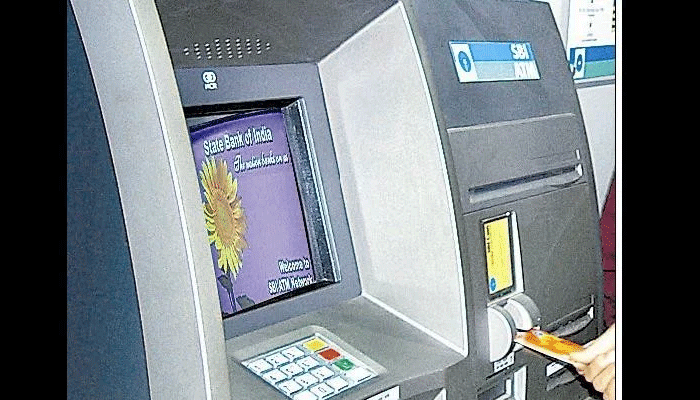 1 को बंद होगा ATM कार्ड: जल्द से जल्द निपटा ले ये काम, नहीं तो पछताएंगे आप