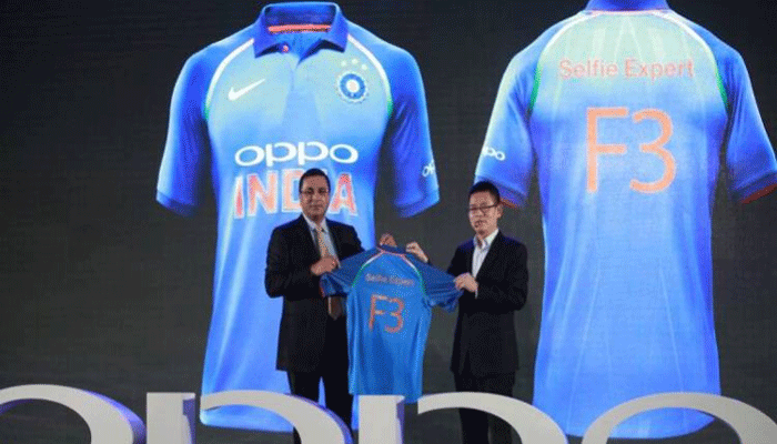 चैंपियंस ट्रॉफी से पहले BCCI ने लॉन्च की टीम इंडिया की नई जर्सी, OPPO ने ली स्टार इंडिया की जगह