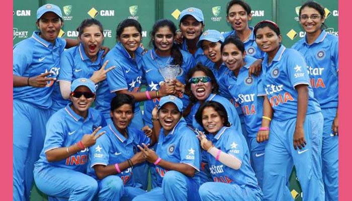 बदलते भारत की तस्वीर ! महिला क्रिकेट टीम ने जीता 4 देशों का टूर्नामेंट