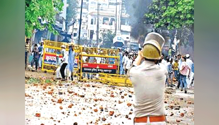 सहारनपुर दंगा: प्रमुख सचिव गृह बोले- यह सुनियोजित था, इसे बाहरी लोगों ने अंजाम दिया