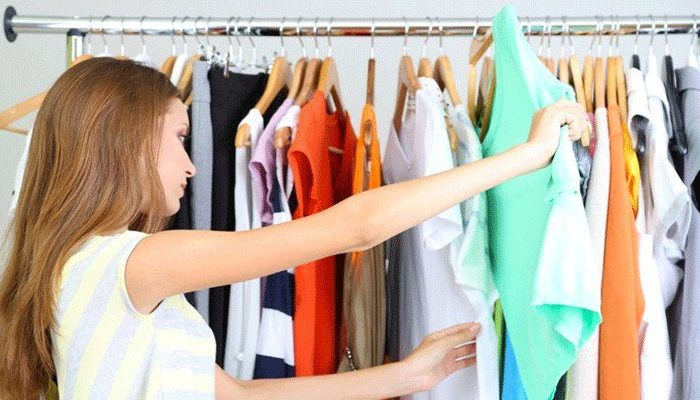 TIPS: कपड़ों का रखेंगे ऐसे ख्याल तो चमक हरदम रहेगी बरकरार