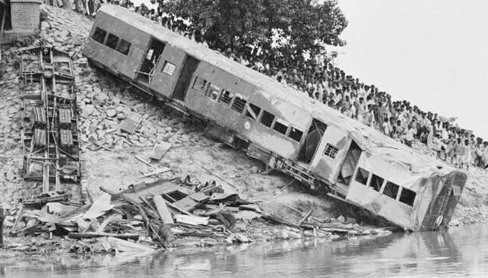 आज ही के दिन हुआ था सबसे बड़ा रेल हादसा, खचाखच भरे 7 डिब्बे डूब गए थे उफनती बागमती में