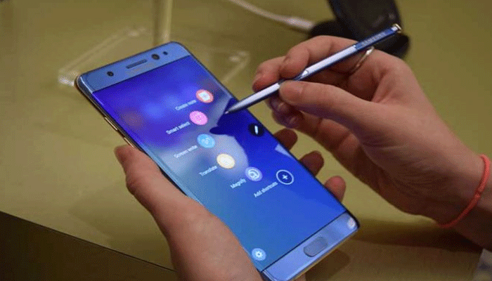 सैमसंग ने गलती से Galaxy Note 8 का ट्विटर पर किया खुलासा