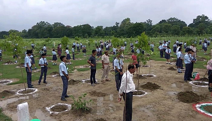 योगी के मंत्री ने लालू को बताया फुंका हुआ ट्रांसफार्मर, कहा- इनसे सिर्फ जीरो वाट का बल्ब ही जल सकता है