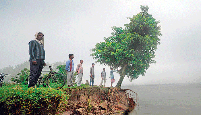 पलियांकला में खतरे के निशान से ऊपर बह रही है शारदा, राप्ती-घाघरा भी उफान पर