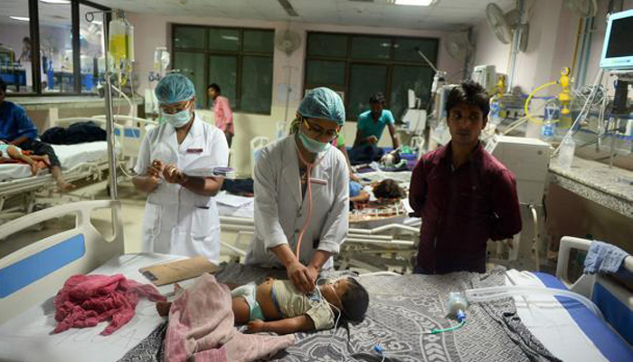 गोरखपुर मेडिकल कॉलेज में जारी है मौतों का सिलसिला, 48 घंटो में 42 मौते