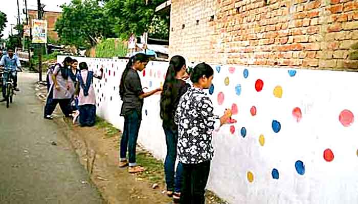 युवाओं ने बदली गाजीपुर की सूरत, दीवारों को मिली नई शक्ल