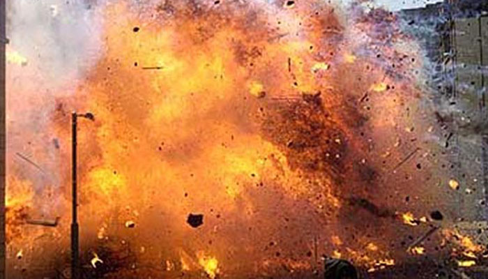 पंजाब में पटाखा गोदाम में ब्लास्ट, 200 मीटर दूर गिरे शव, 6 की मौत