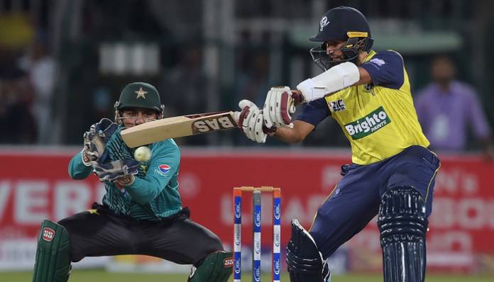 अबु धाबी वनडे : बाबर की तूफानी पारी ने श्रीलंका को किया ढेर