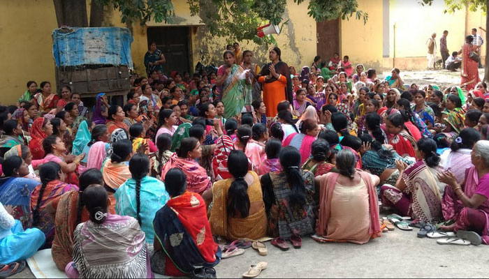 हरदोई: आल्हा गाकर महिलाओं ने किया CM योगी और PM मोदी का विरोध