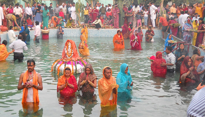 बिहार में अलग-अलग जिलों में छठ पूजा के दौरान डूबने से 22 की मौत