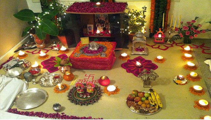 दीपावली पर राशि अनुसार बैठें आसन पर, घर में होगी लक्ष्मी की बरसात