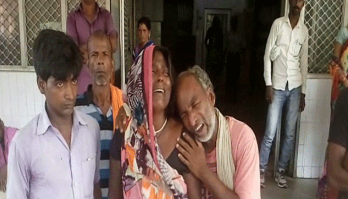 योगी राज- नहीं बदले हालात,गोरखपुर में डॉक्टरों की लापरवाही से बच्ची की मौत